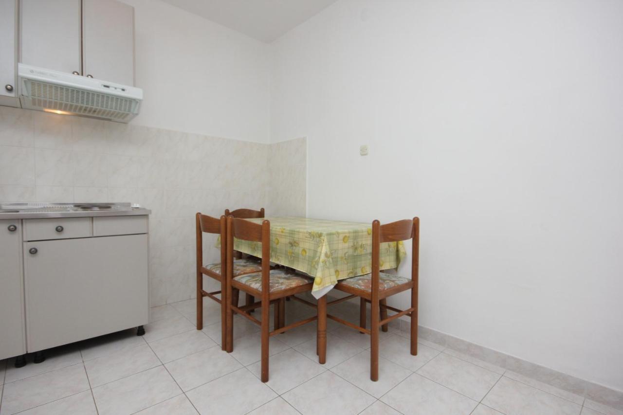 Apartments By The Sea Vis - 2470 Bagian luar foto