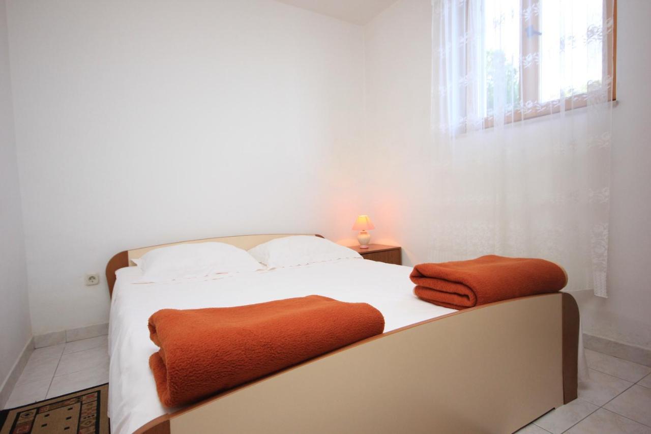 Apartments By The Sea Vis - 2470 Bagian luar foto