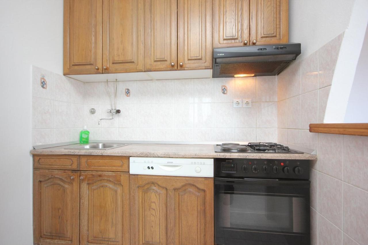 Apartments By The Sea Vis - 2470 Bagian luar foto