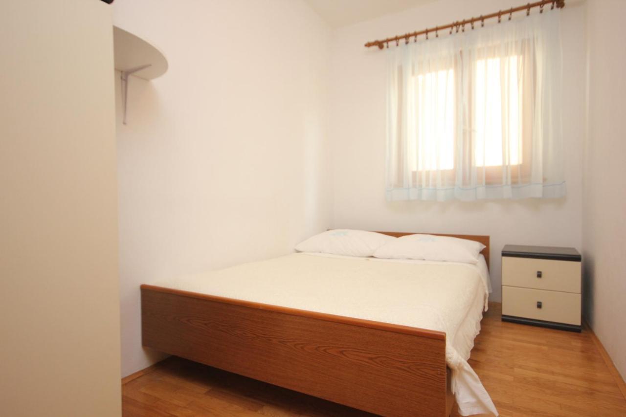 Apartments By The Sea Vis - 2470 Bagian luar foto